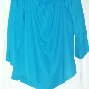New Blue blouse with slit sleeves